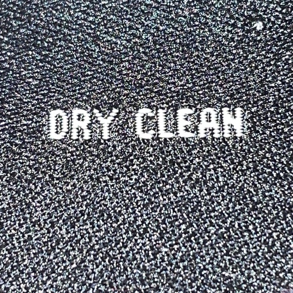 Jos A Bank Lambs' Wool Blend Sweater Men's Large.  Red, Gray, Black Argyle. - Picture 3 of 8